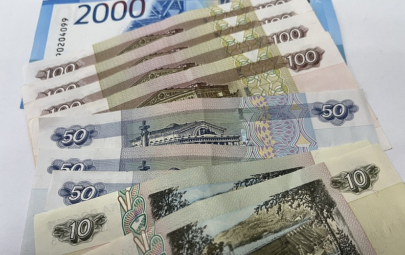 Нерадивый отец из Саратовской области задолжал дочери 959 тысяч алиментов
