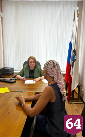 В Саратове маме травмированной девочки помогут добиться наказания для хулиганов